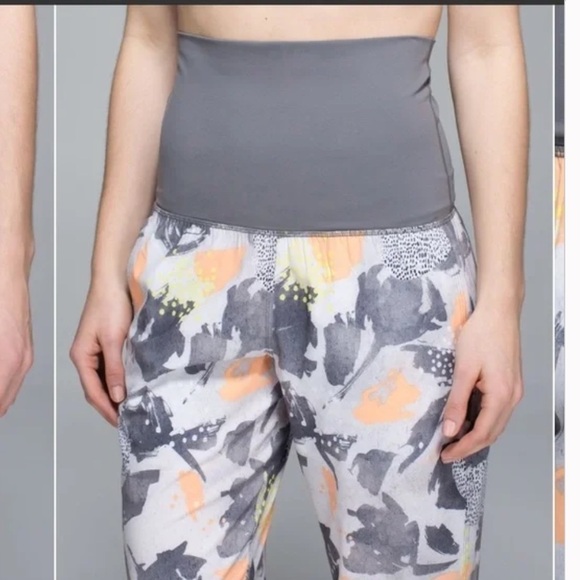 LULULEMON Om Pant Mini Art Pop White Multi / Slate 4 - Picture 3 of 7